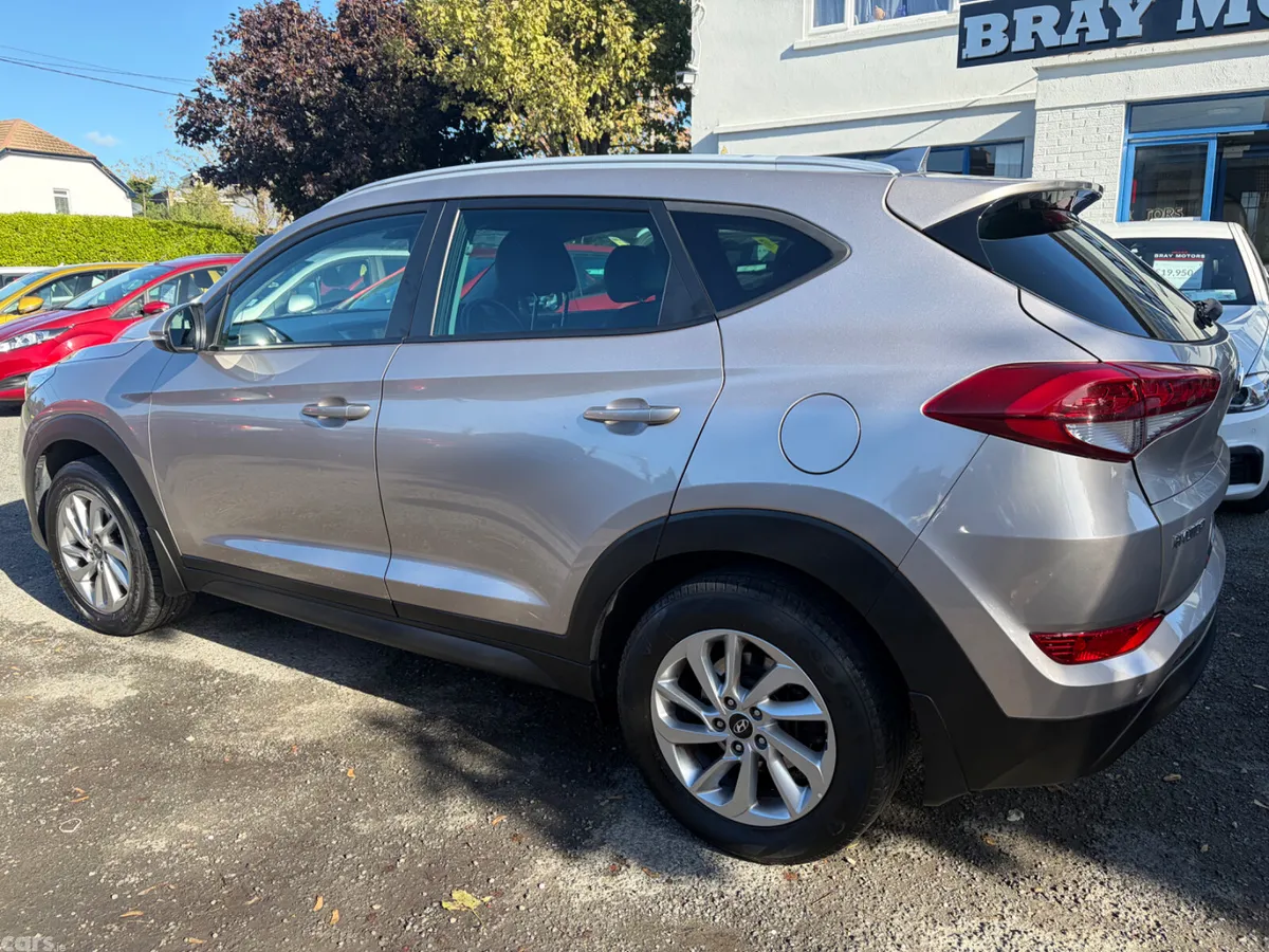 Hyundai Tucson SUV, Diesel, 2016, White
