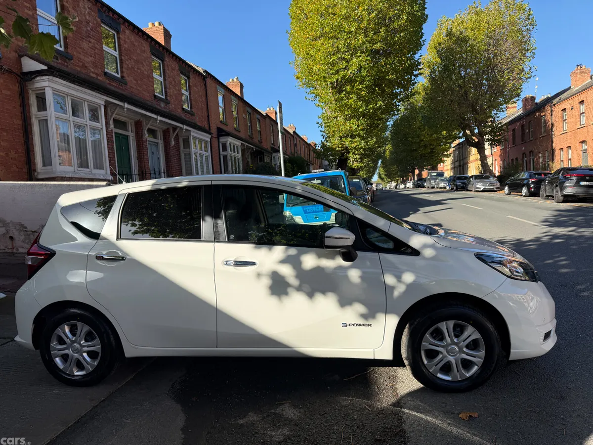 Nissan Note Hatchback, Petrol Hybrid, 2019, White