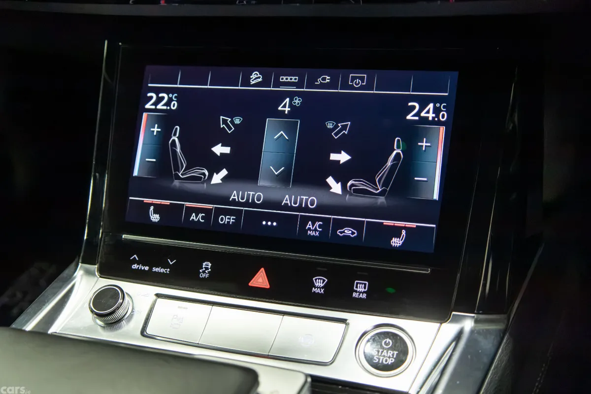 Audi Q8 e-tron SUV, Electric, 2022, Blue