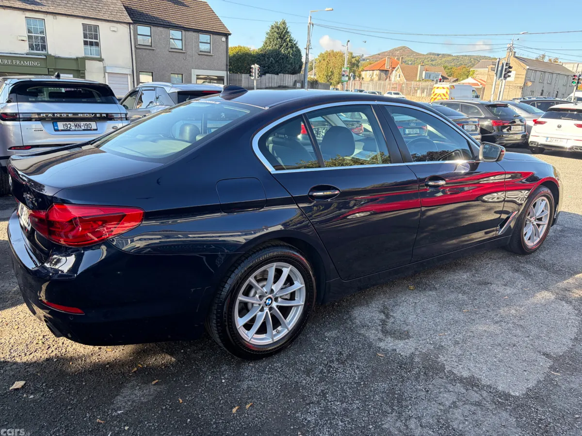 BMW 5-Series Saloon, Diesel, 2017, Blue