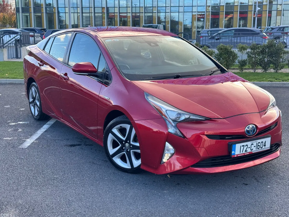 Toyota Prius Hatchback, Petrol Hybrid, 2017, Red