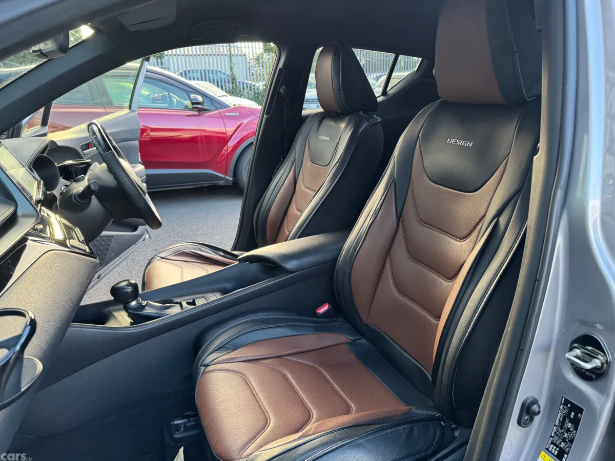 Toyota C-HR SUV, Petrol Hybrid, 2018, Silver