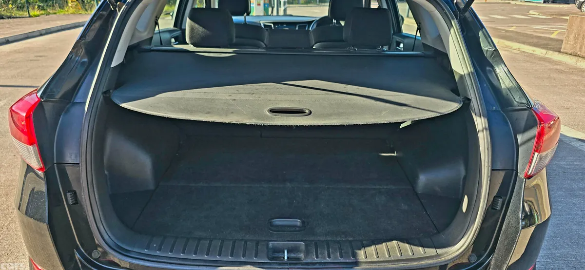 Hyundai Tucson SUV, Diesel, 2016, Black