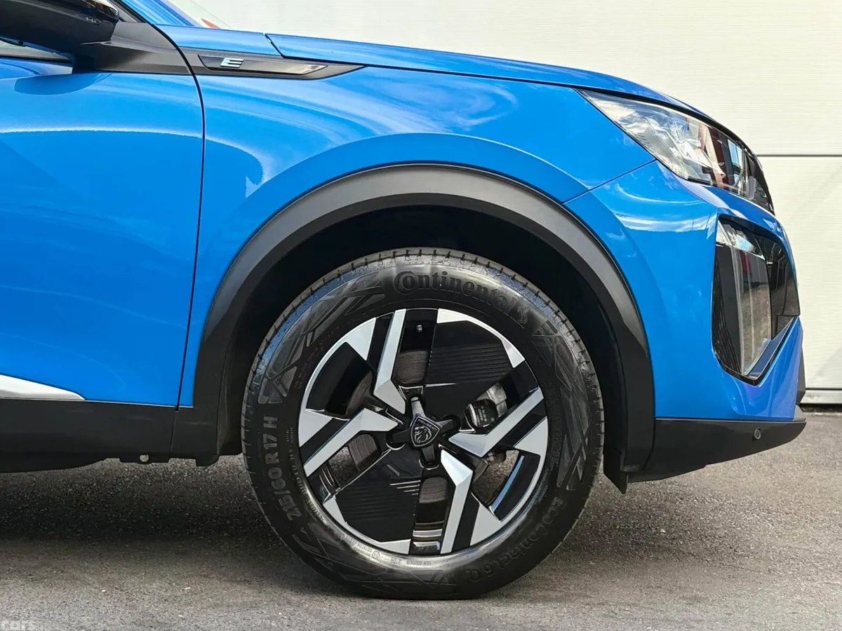 Peugeot 2008 SUV, Electric, 2025, Blue