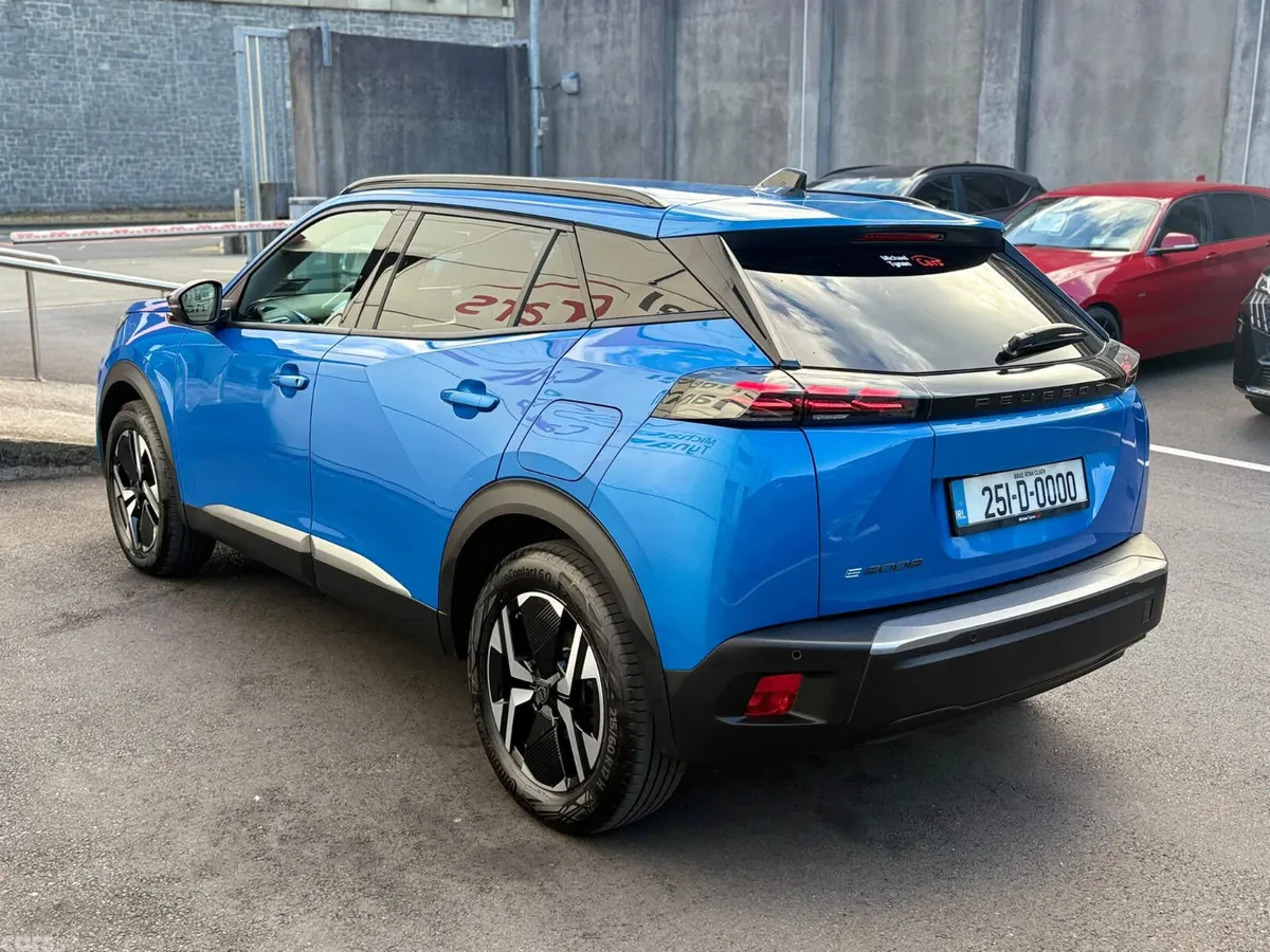 Peugeot 2008 SUV, Electric, 2025, Blue
