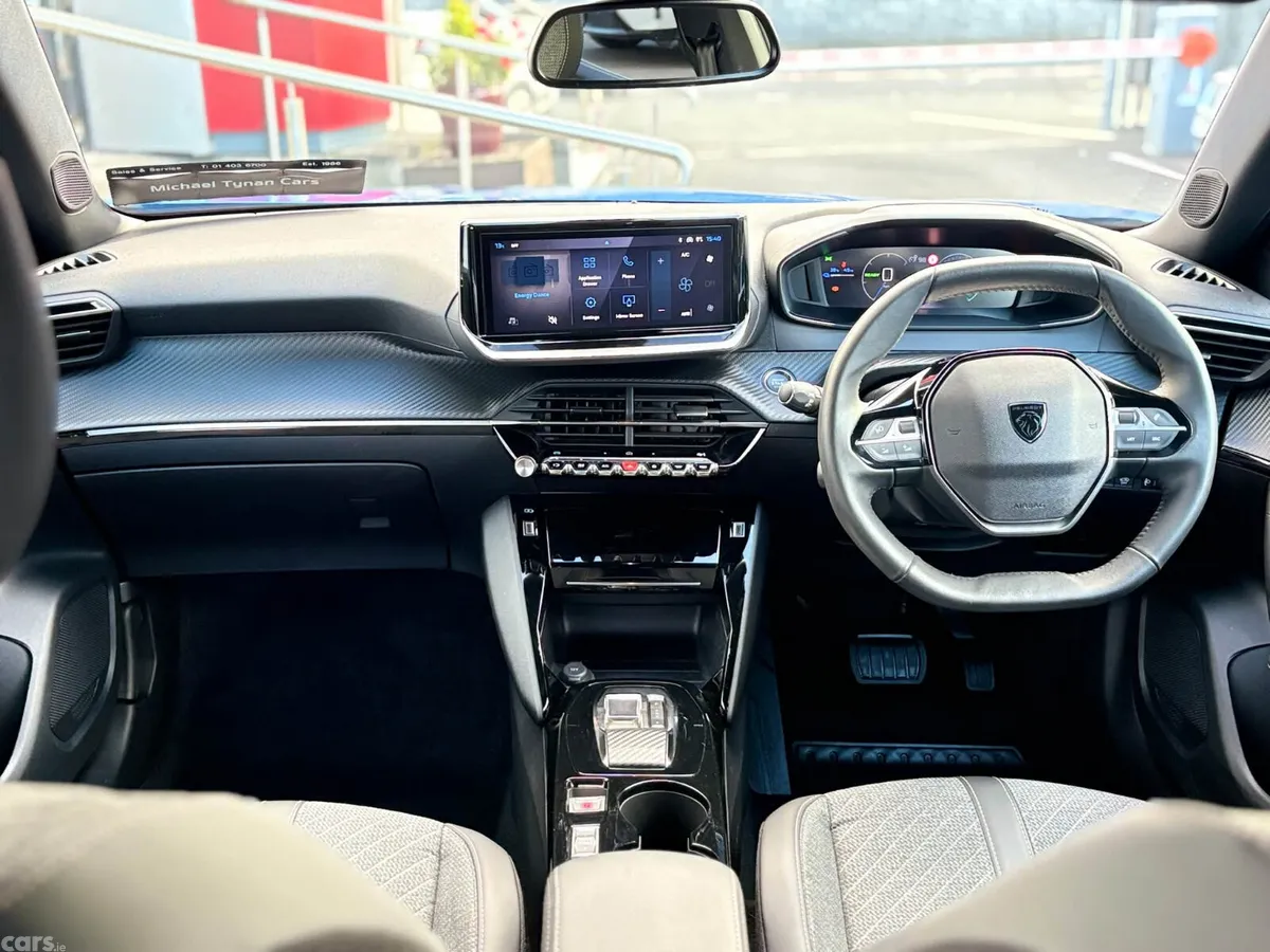Peugeot 2008 SUV, Electric, 2025, Blue
