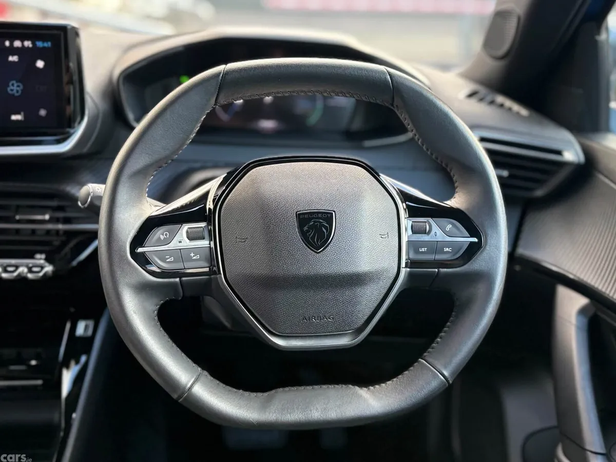 Peugeot 2008 SUV, Electric, 2025, Blue