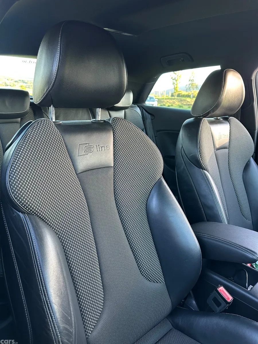 Audi A3 Hatchback, Diesel, 2016, Red