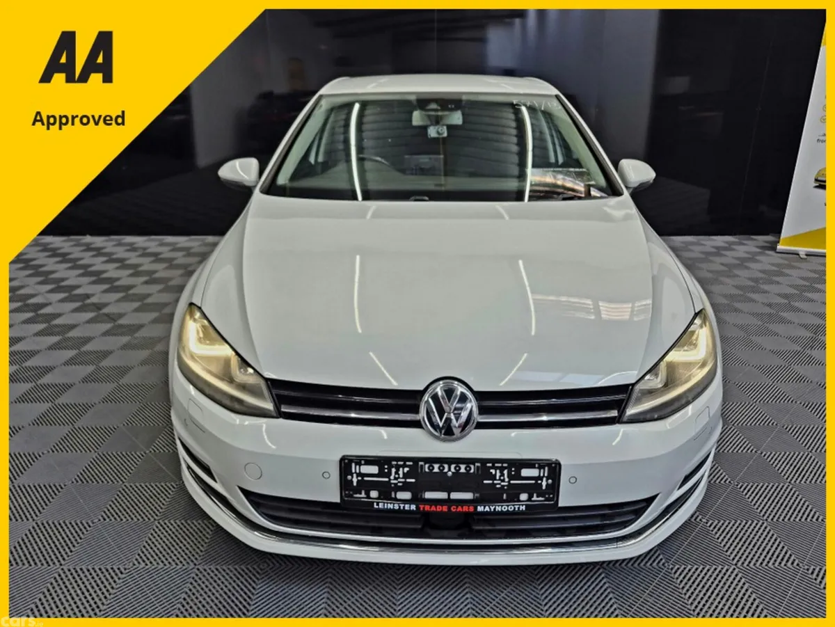Volkswagen Golf Hatchback, Petrol, 2013, White