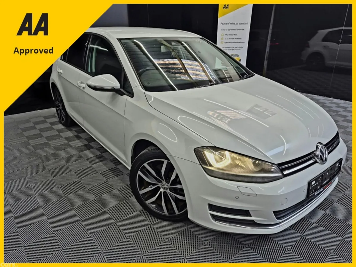 Volkswagen Golf Hatchback, Petrol, 2013, White