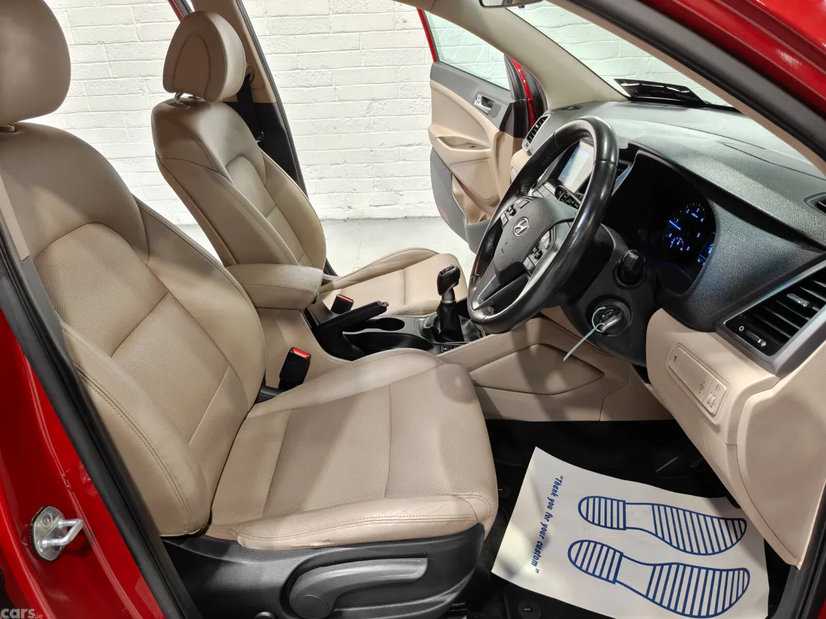 Hyundai Tucson SUV, Diesel, 2018, Red