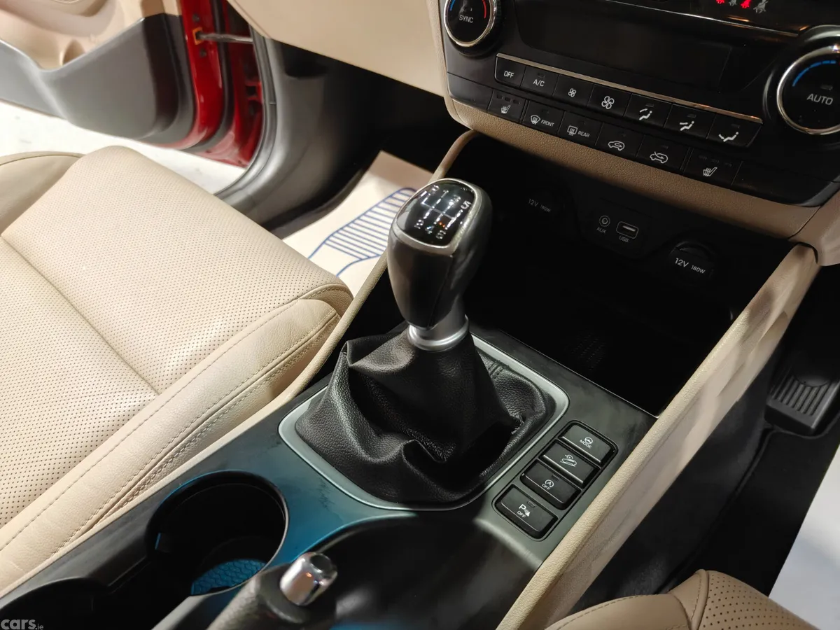 Hyundai Tucson SUV, Diesel, 2018, Red