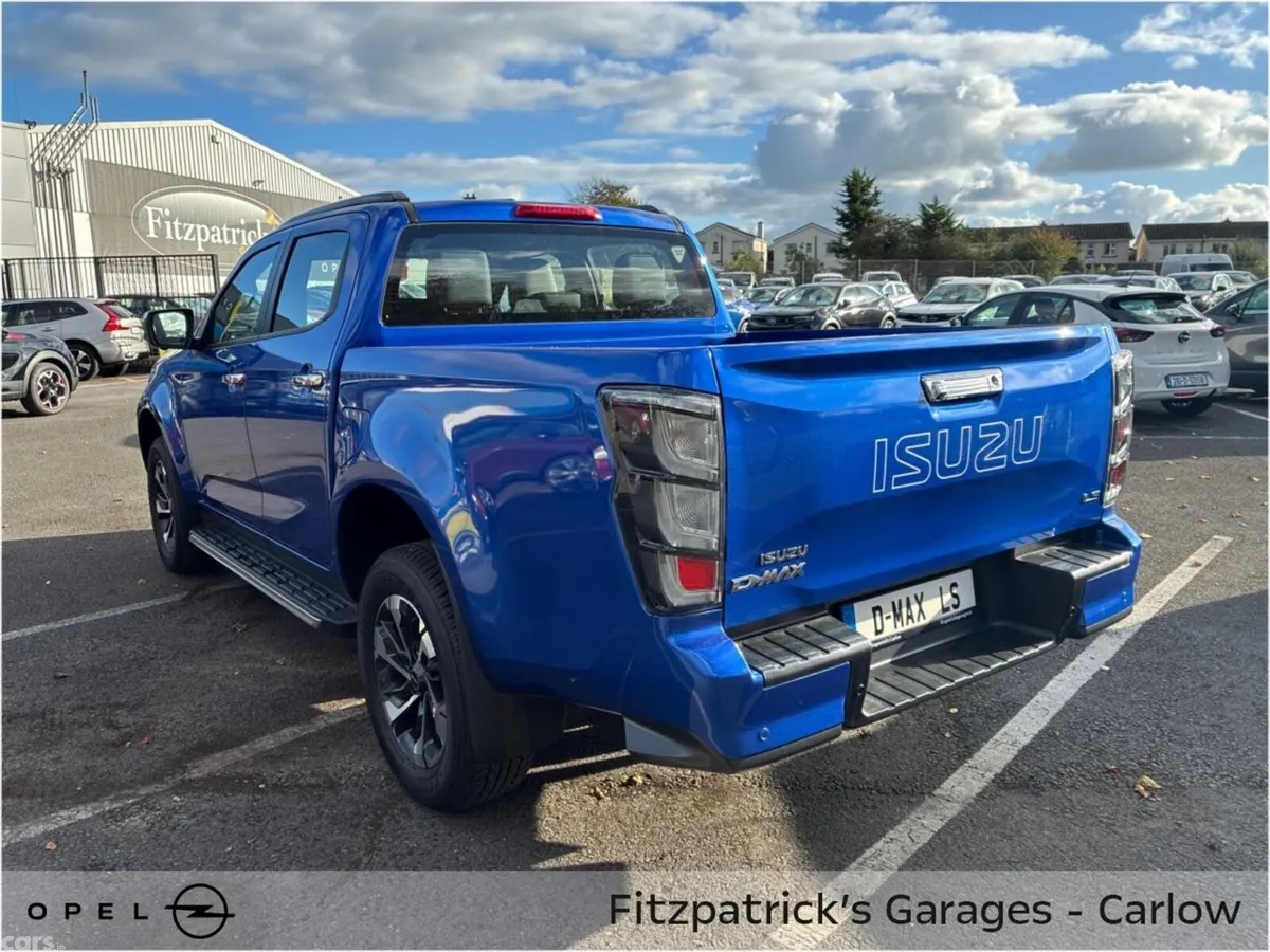 Isuzu D-Max Pick Up, Diesel, 2027, Blue