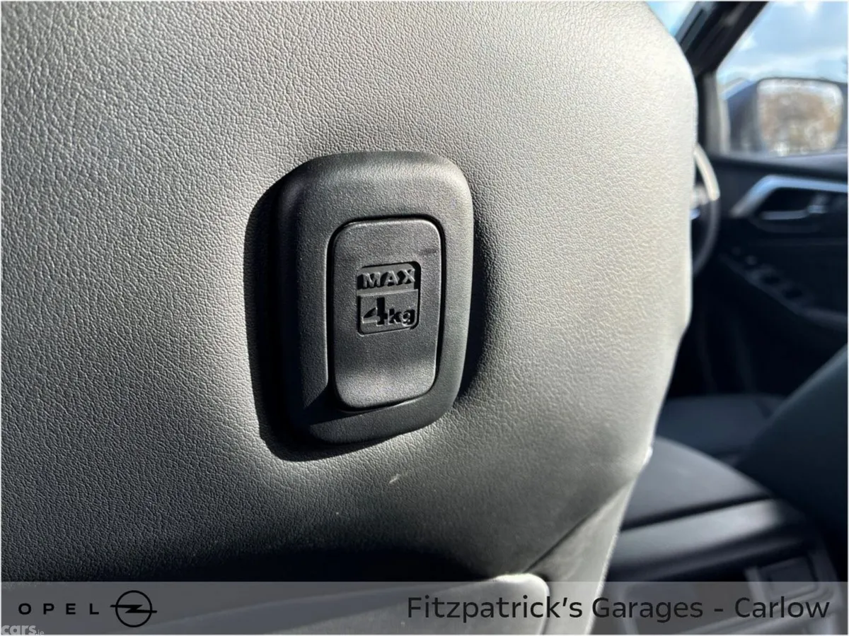 Isuzu D-Max Pick Up, Diesel, 2027, Blue