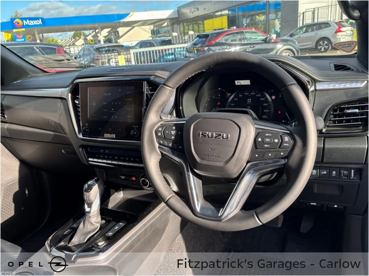Isuzu D-Max Pick Up, Diesel, 2027, Blue