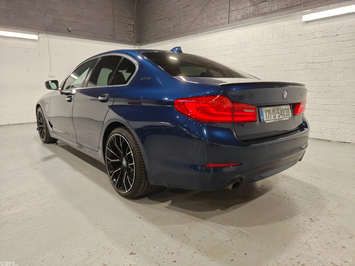 BMW 5-Series Saloon, Petrol Plug-in Hybrid, 2017, Blue