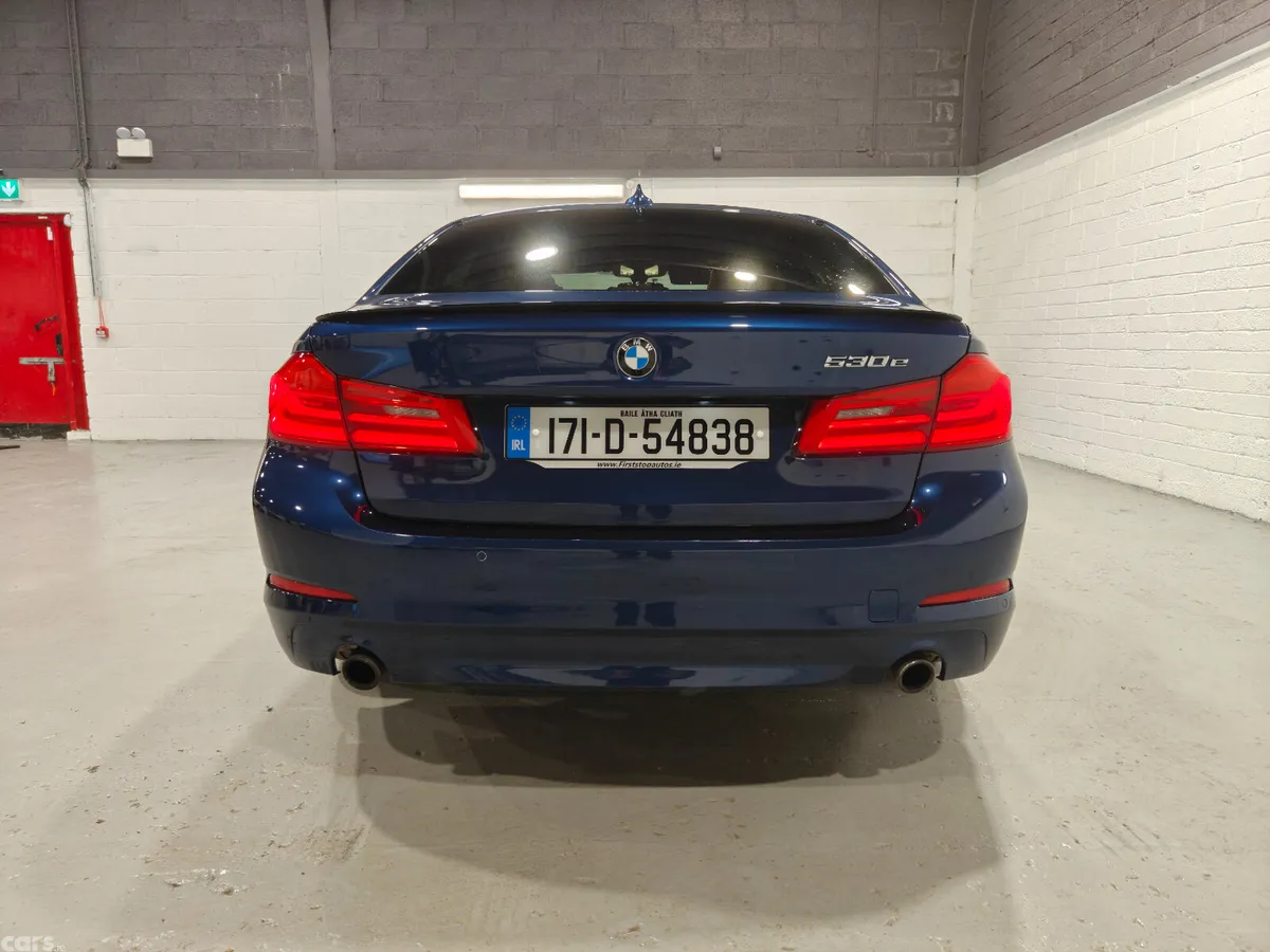 BMW 5-Series Saloon, Petrol Plug-in Hybrid, 2017, Blue