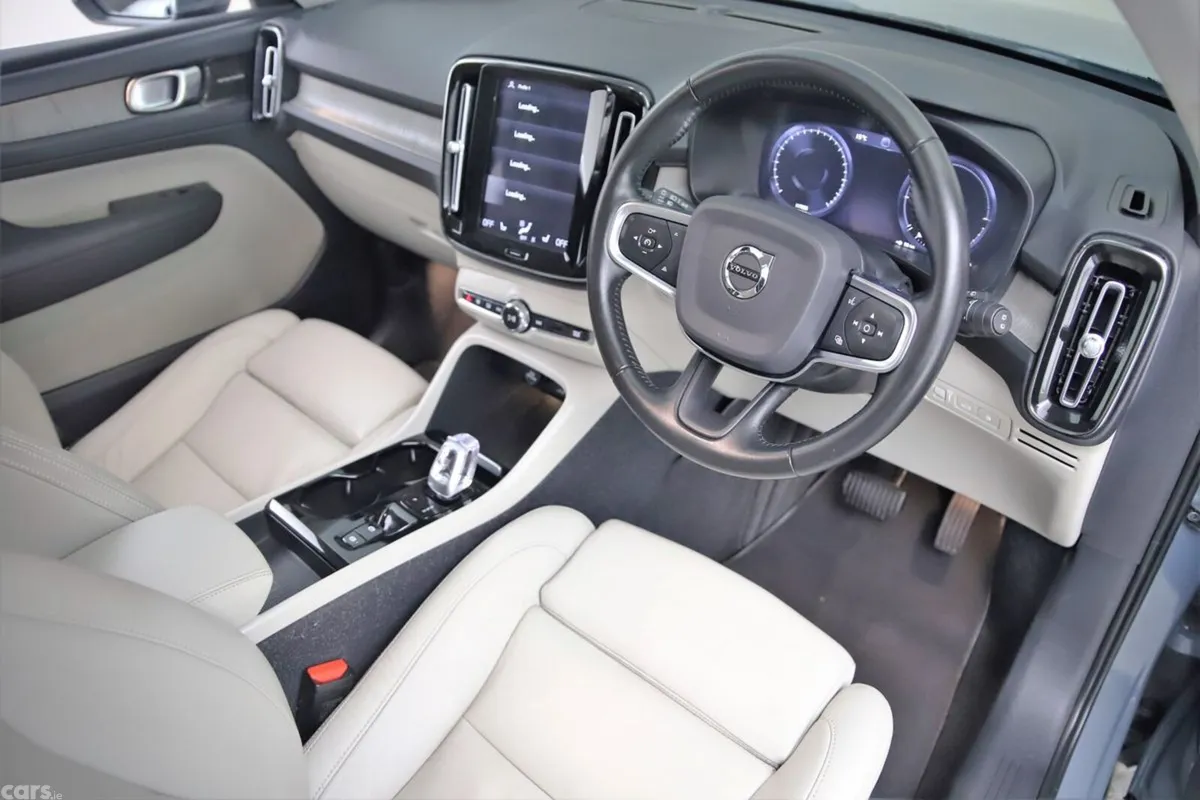 Volvo XC40 Estate, Petrol Plug-in Hybrid, 2020, Grey