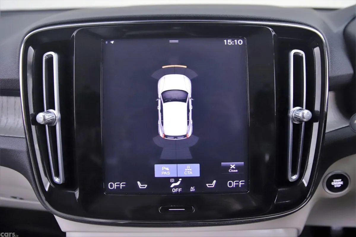Volvo XC40 Estate, Petrol Plug-in Hybrid, 2020, Grey