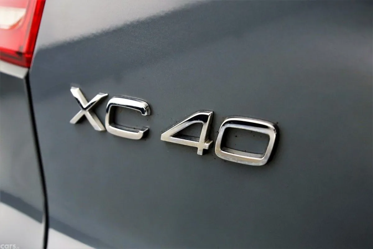 Volvo XC40 Estate, Petrol Plug-in Hybrid, 2020, Grey