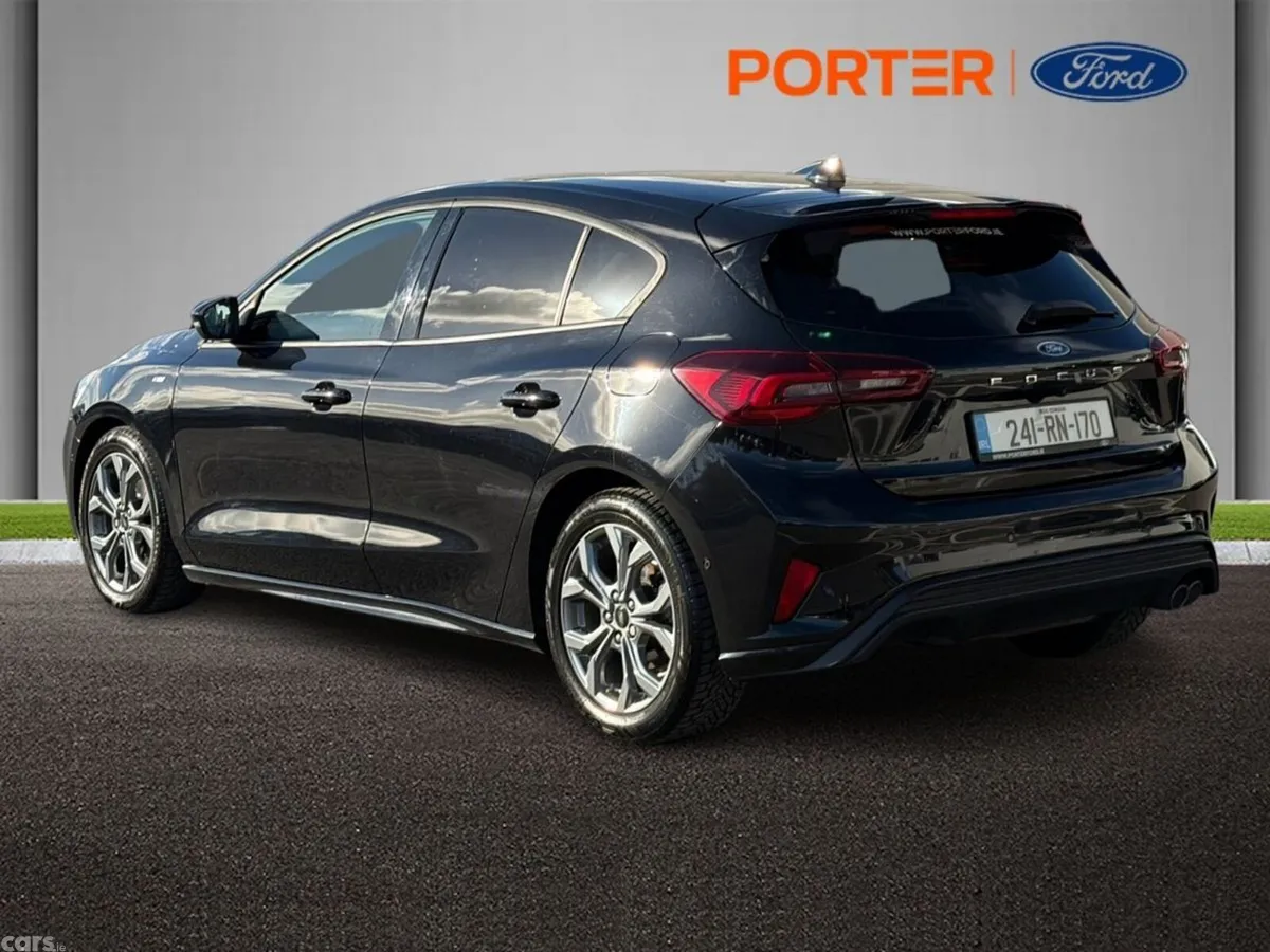 Ford Focus Hatchback, Diesel, 2024, Black