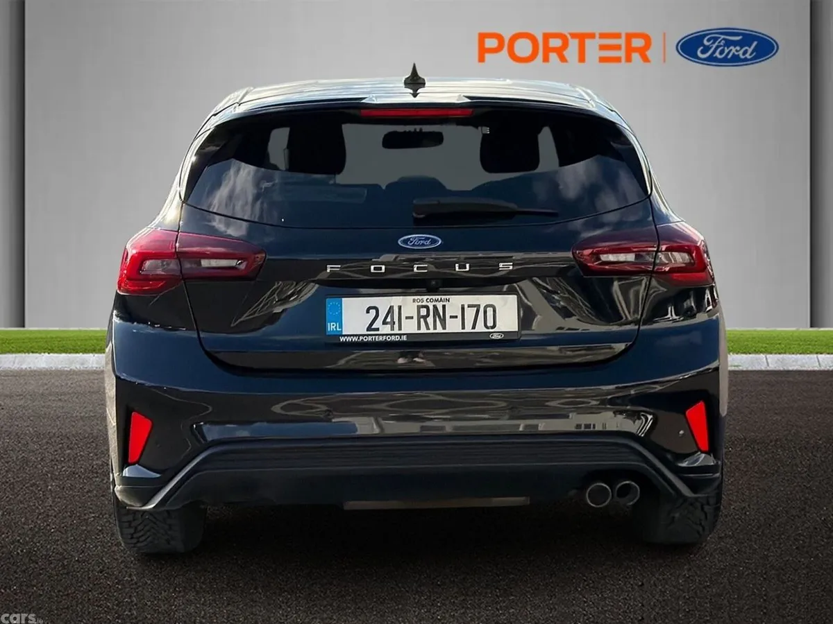 Ford Focus Hatchback, Diesel, 2024, Black