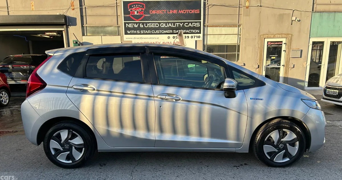 Honda Fit Hatchback, Petrol Hybrid, 2013, Silver
