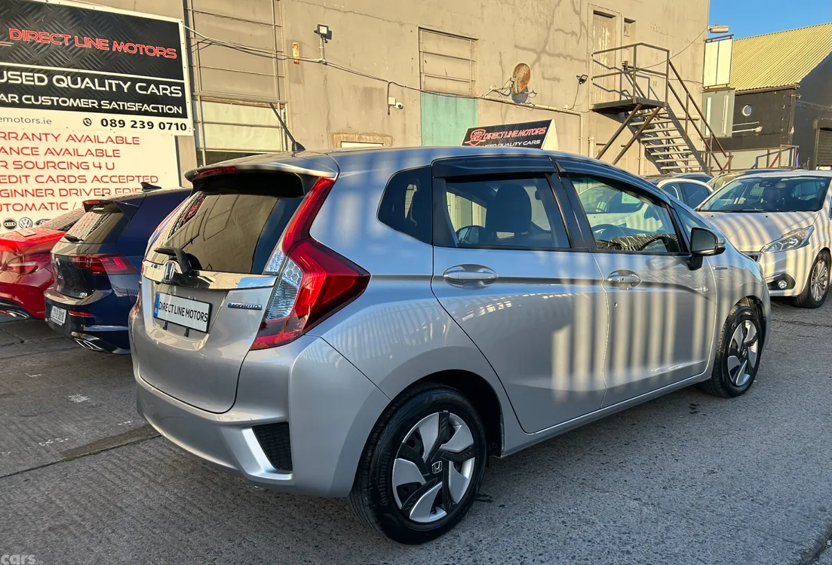 Honda Fit Hatchback, Petrol Hybrid, 2013, Silver