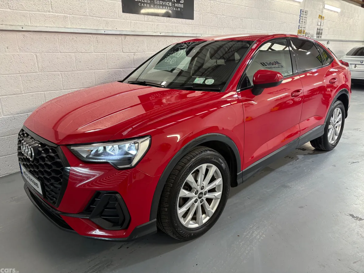Audi Q3 SUV, Diesel, 2021, Red