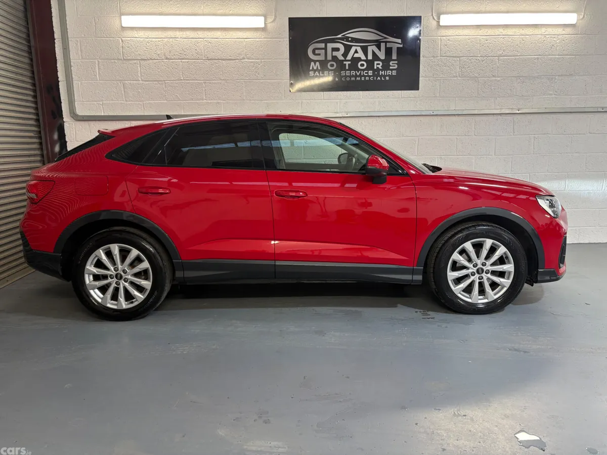 Audi Q3 SUV, Diesel, 2021, Red