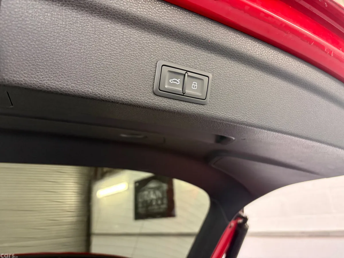 Audi Q3 SUV, Diesel, 2021, Red
