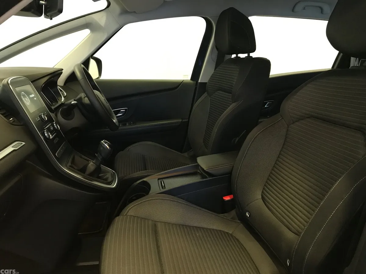 Renault Grand Scenic MPV, Diesel, 2021, Blue