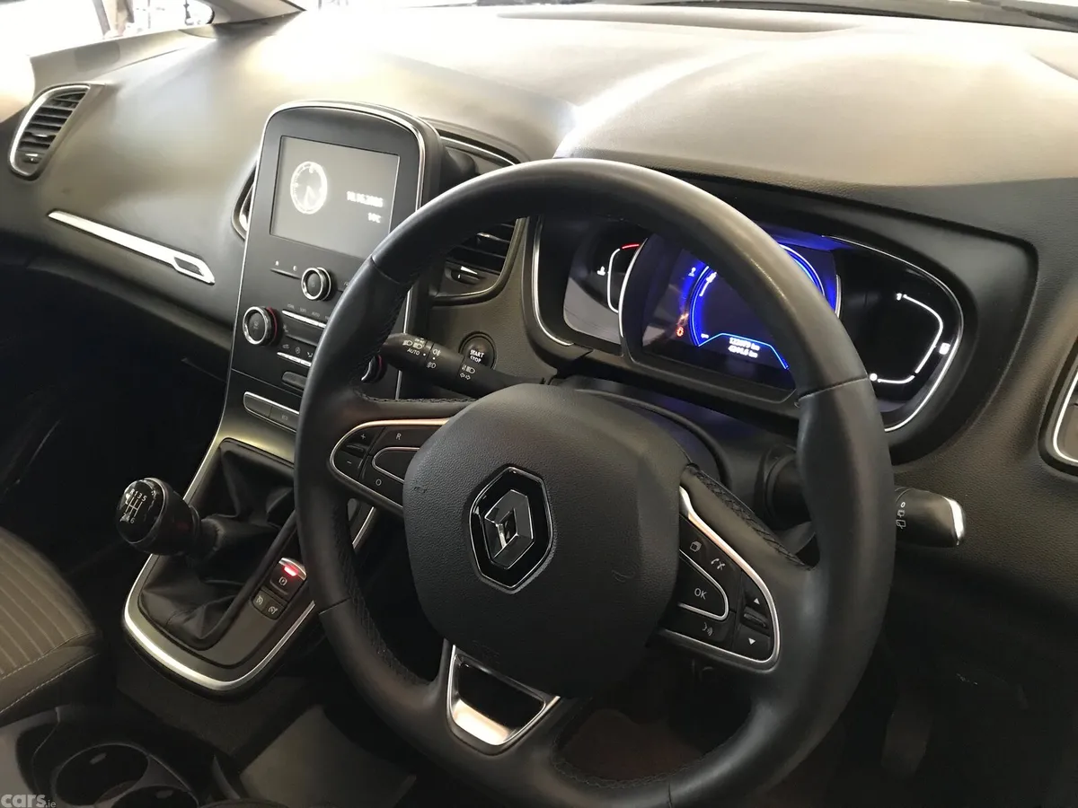 Renault Grand Scenic MPV, Diesel, 2021, Blue