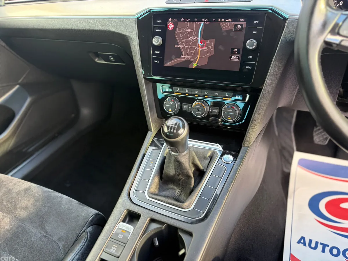 Volkswagen Passat Saloon, Diesel, 2020, Grey