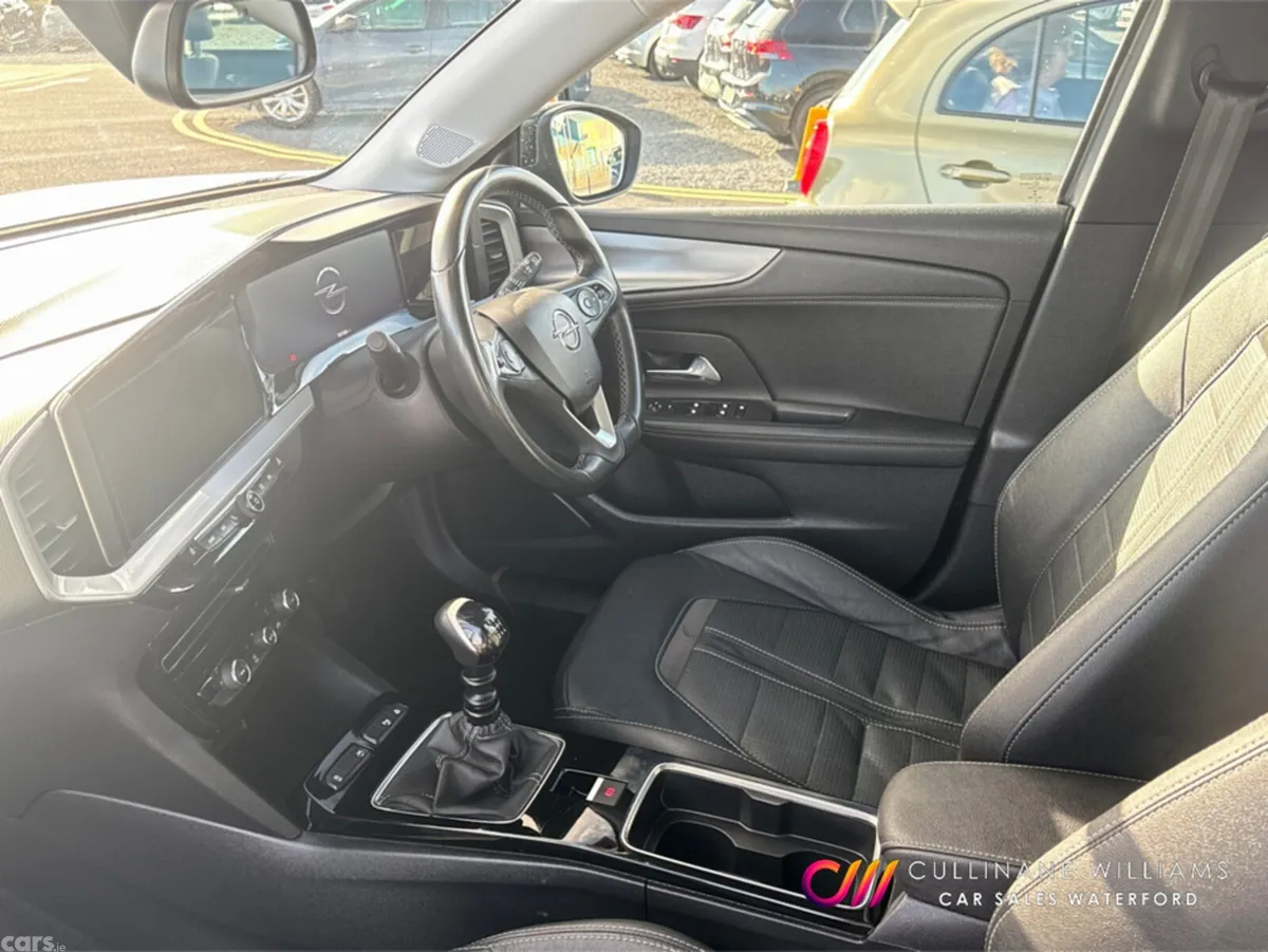 Opel Mokka SUV, Petrol, 2023, Grey