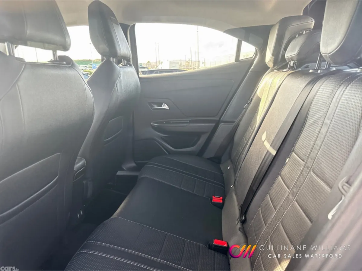 Opel Mokka SUV, Petrol, 2023, Grey