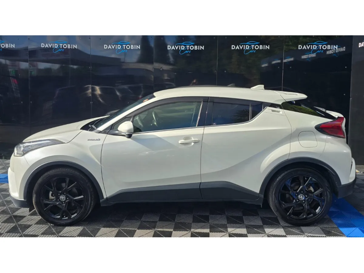 Toyota C-HR Hatchback, Petrol Hybrid, 2019, White
