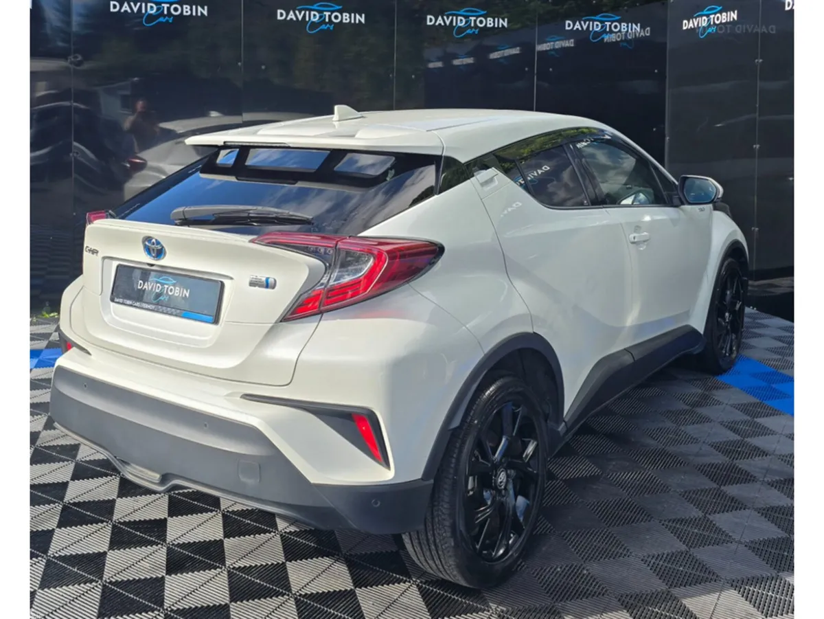 Toyota C-HR Hatchback, Petrol Hybrid, 2019, White