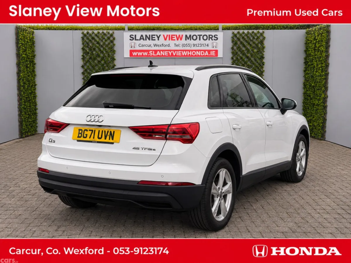 Audi Q3 Estate, Petrol Hybrid, 2022, White