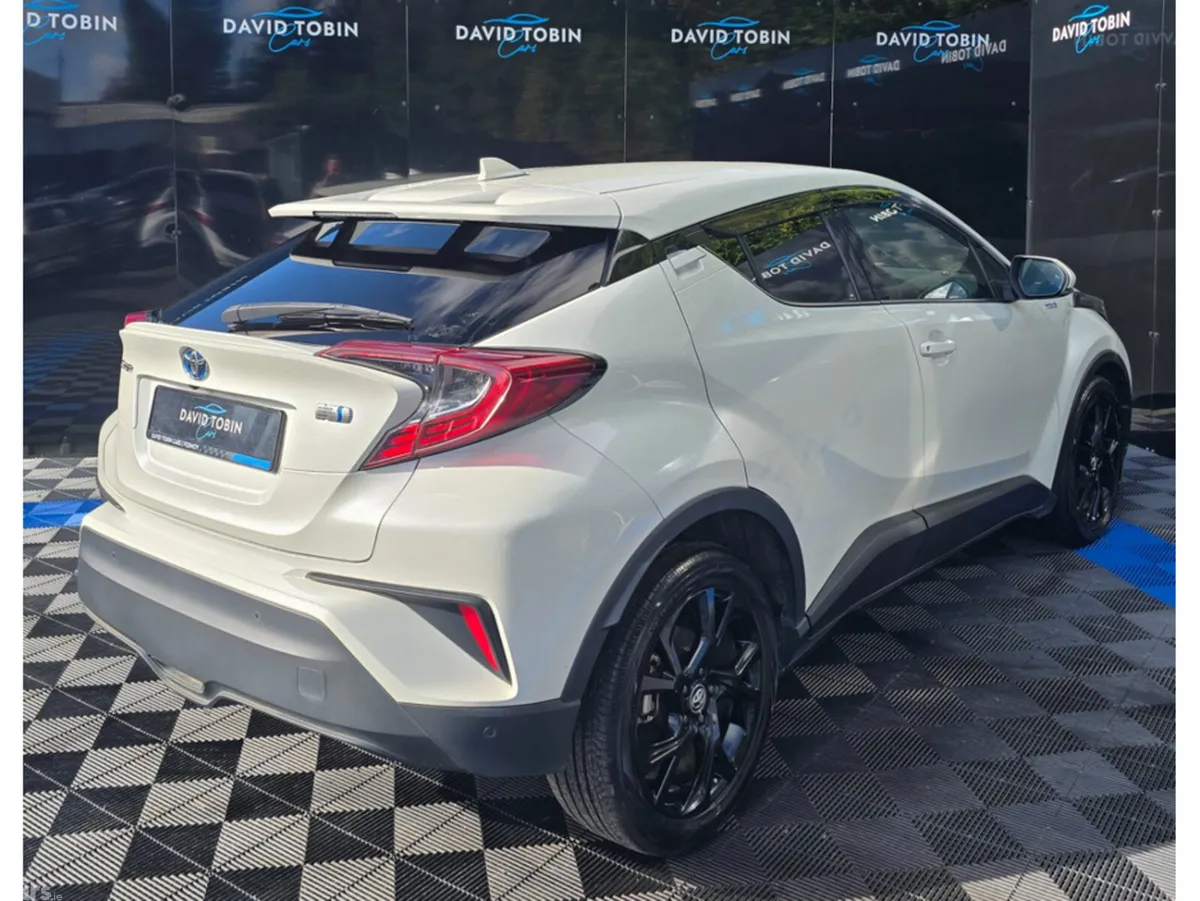 Toyota C-HR Hatchback, Petrol Hybrid, 2019, White