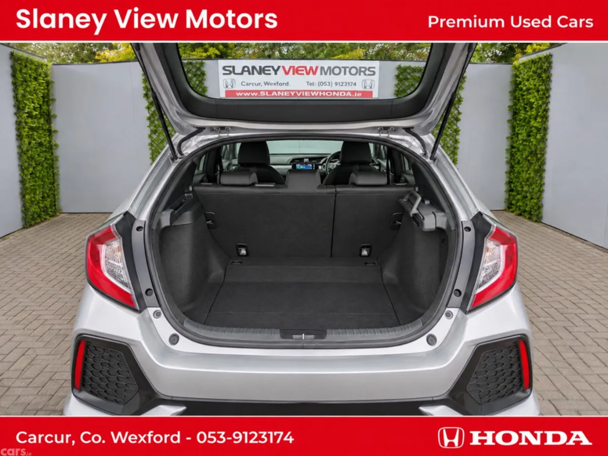 Honda Civic Hatchback, Diesel, 2021, Grey