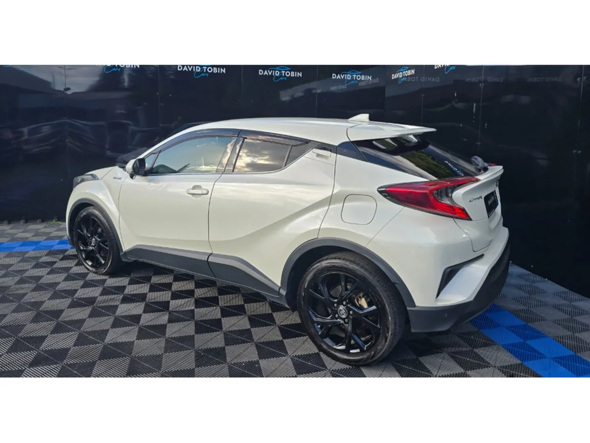 Toyota C-HR Hatchback, Petrol Hybrid, 2019, White