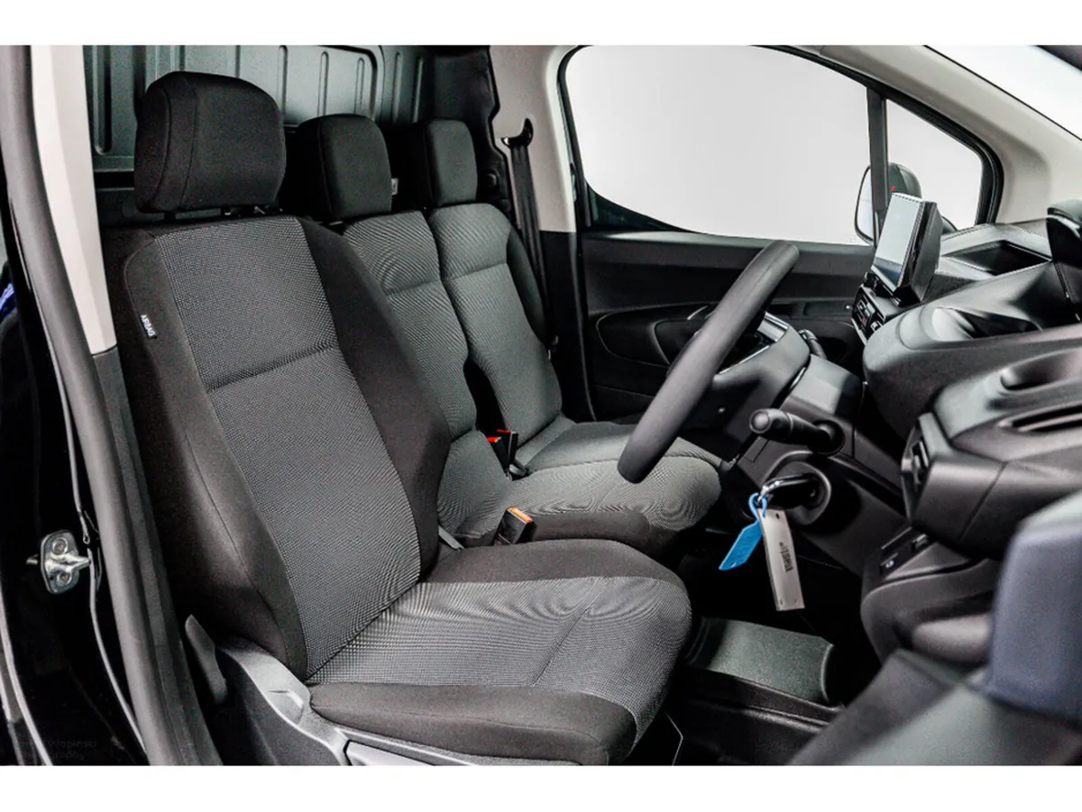 Peugeot Partner Van, Diesel, 2026, Black