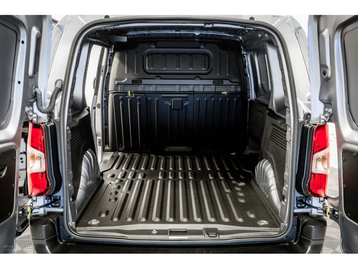 Peugeot Partner Van, Diesel, 2026, Grey