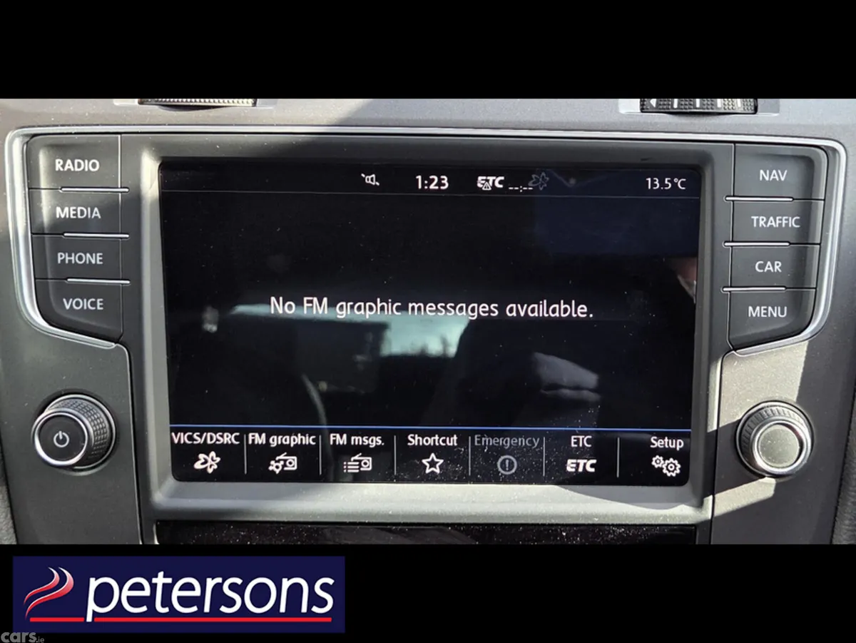 Volkswagen Golf Hatchback, Petrol, 2015, Silver