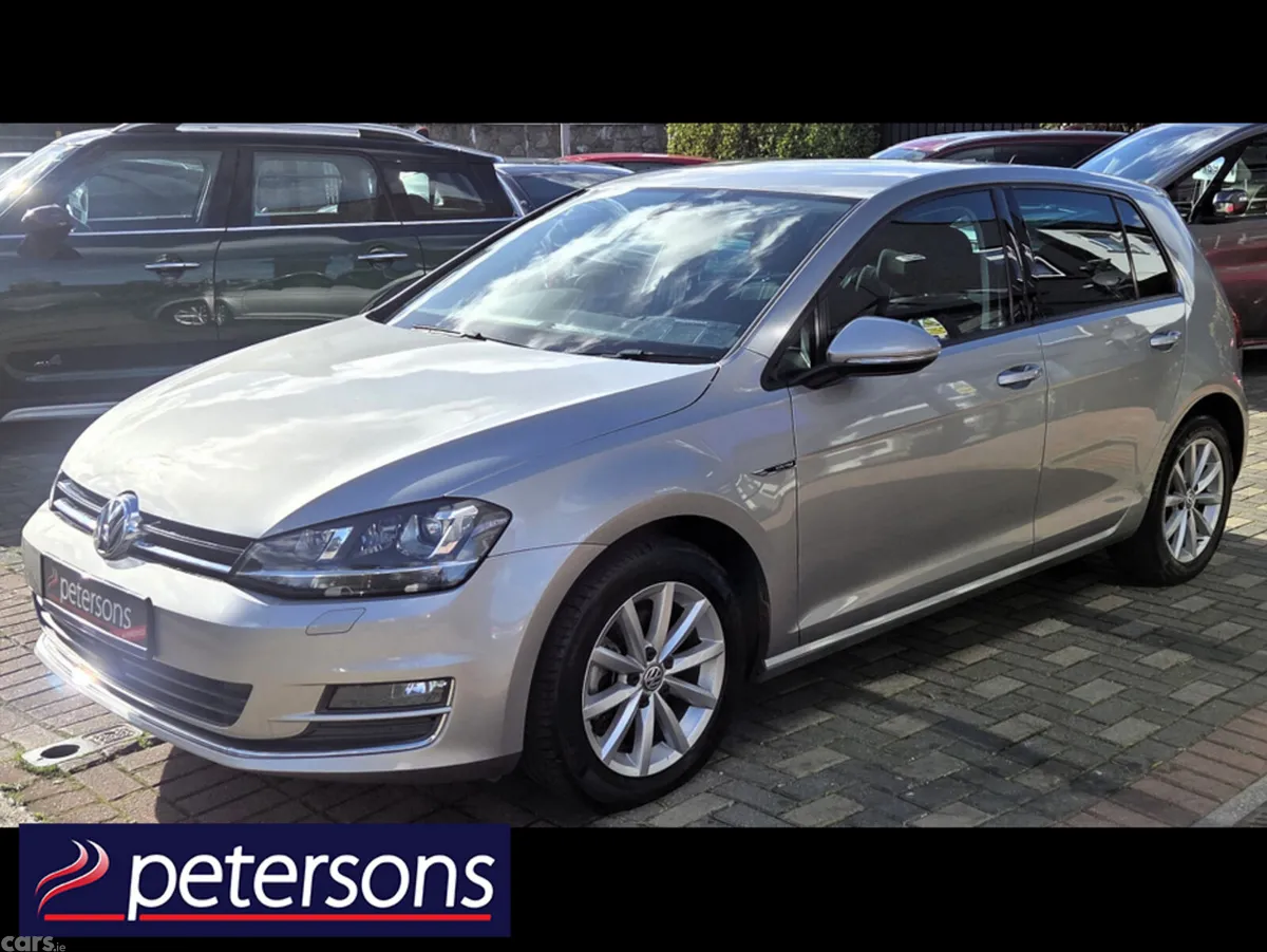 Volkswagen Golf Hatchback, Petrol, 2015, Silver