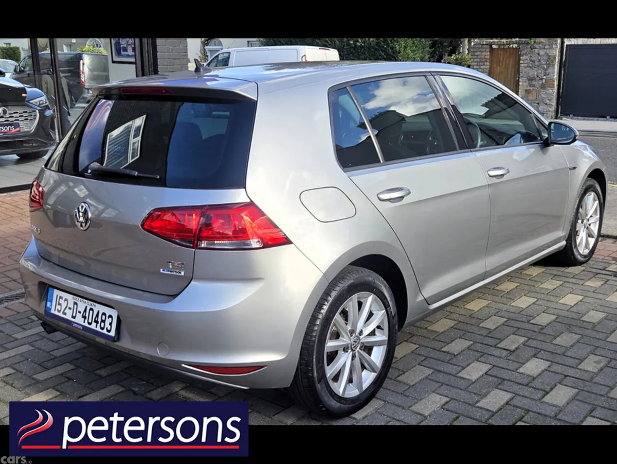 Volkswagen Golf Hatchback, Petrol, 2015, Silver