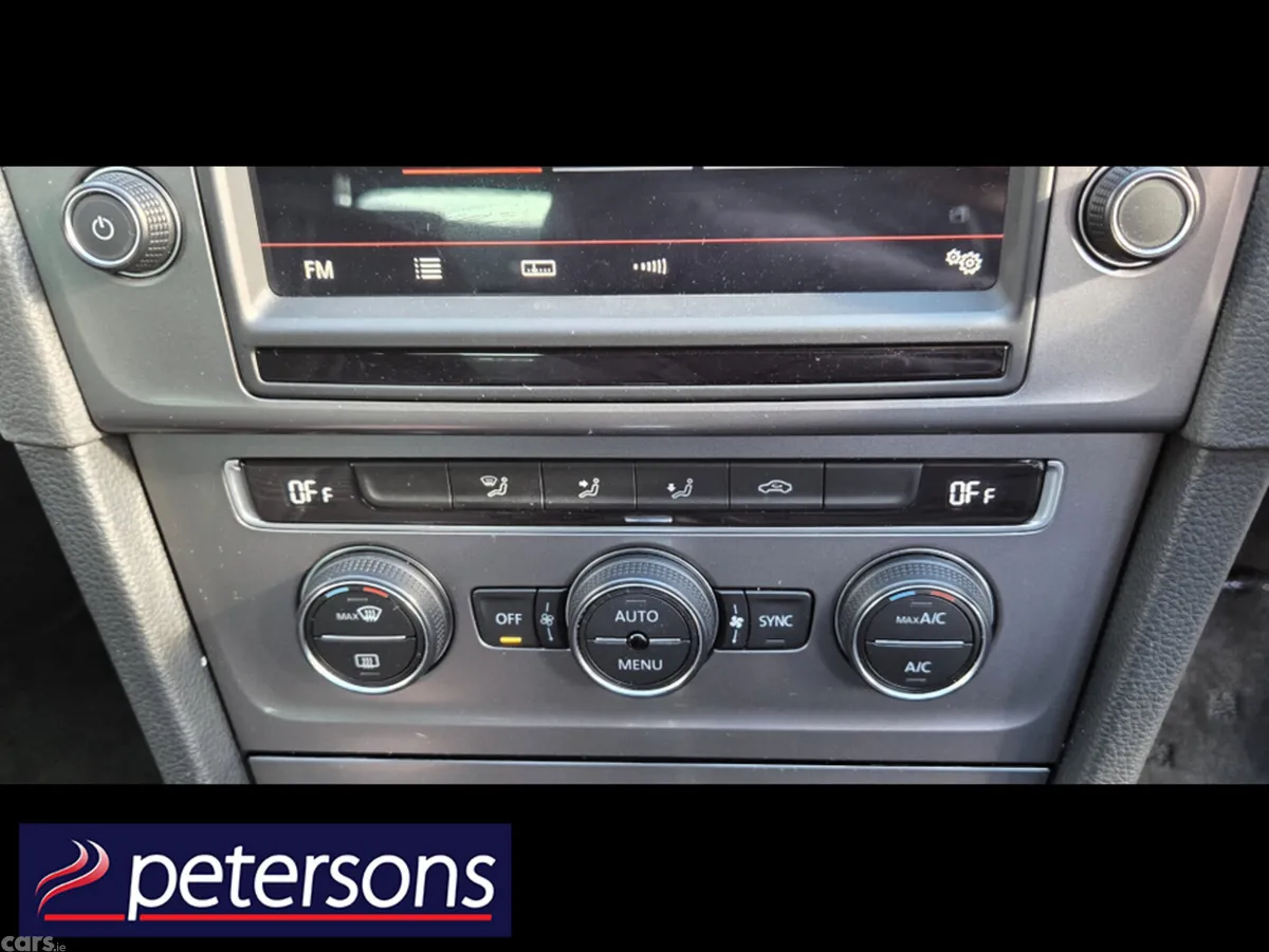 Volkswagen Golf Hatchback, Petrol, 2015, Silver