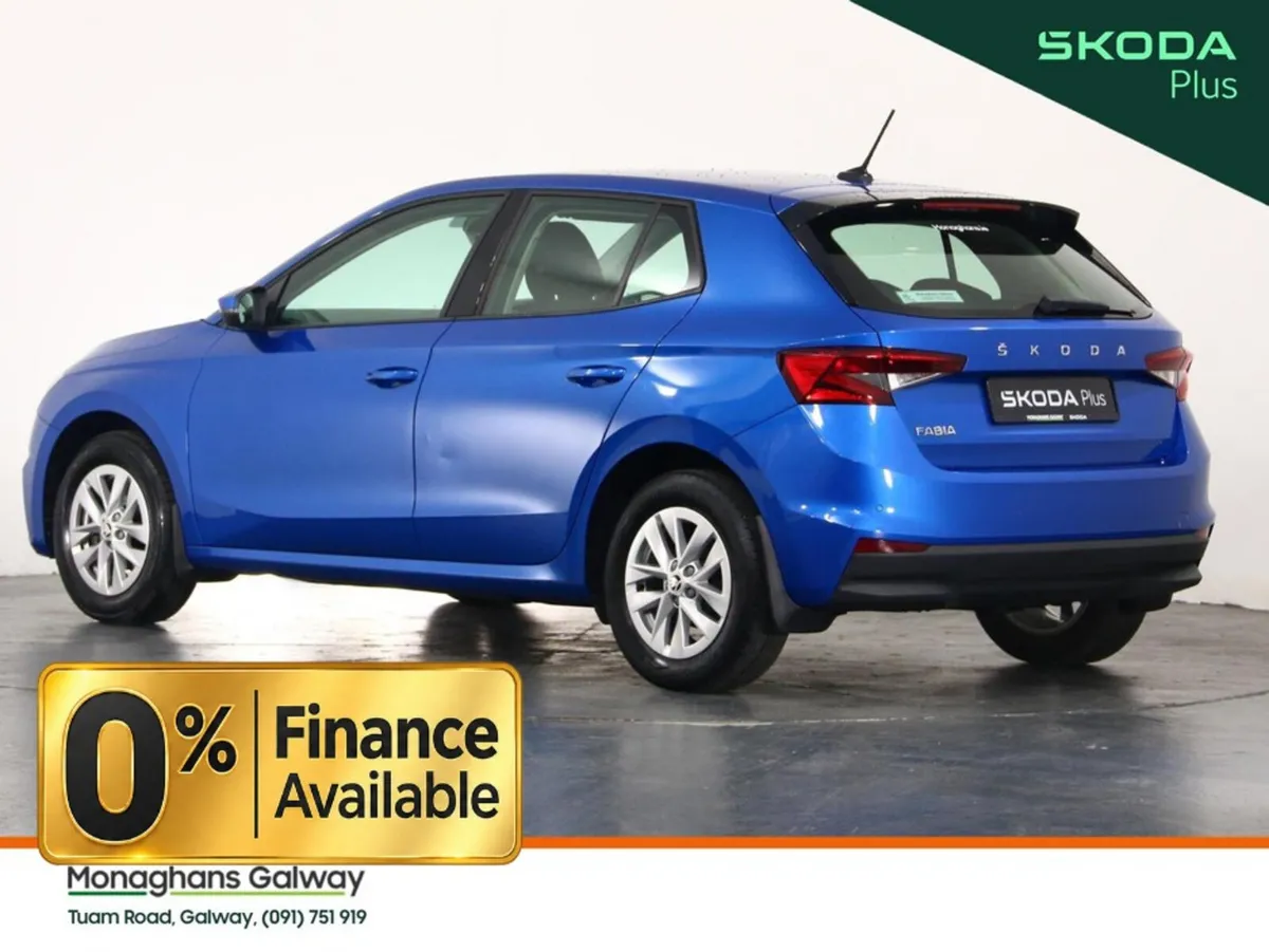 Skoda Fabia Hatchback, Petrol, 2022, Blue