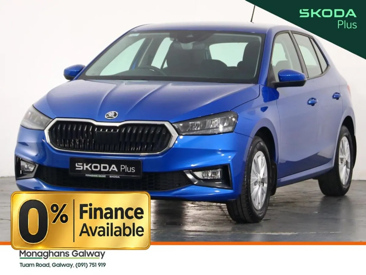 Skoda Fabia Hatchback, Petrol, 2022, Blue